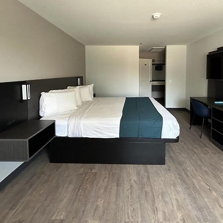 Motel 6 Lake Elsinore, Ca Экстерьер фото