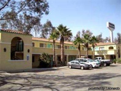 Motel 6 Lake Elsinore, Ca Экстерьер фото